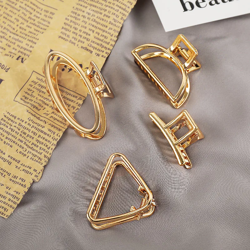 New Women Girls Cute Heart Hollow Geometric Gold Alloy Hair Claws Sweet Headband Hair Clips Hairpins Fashion Hair Accessories