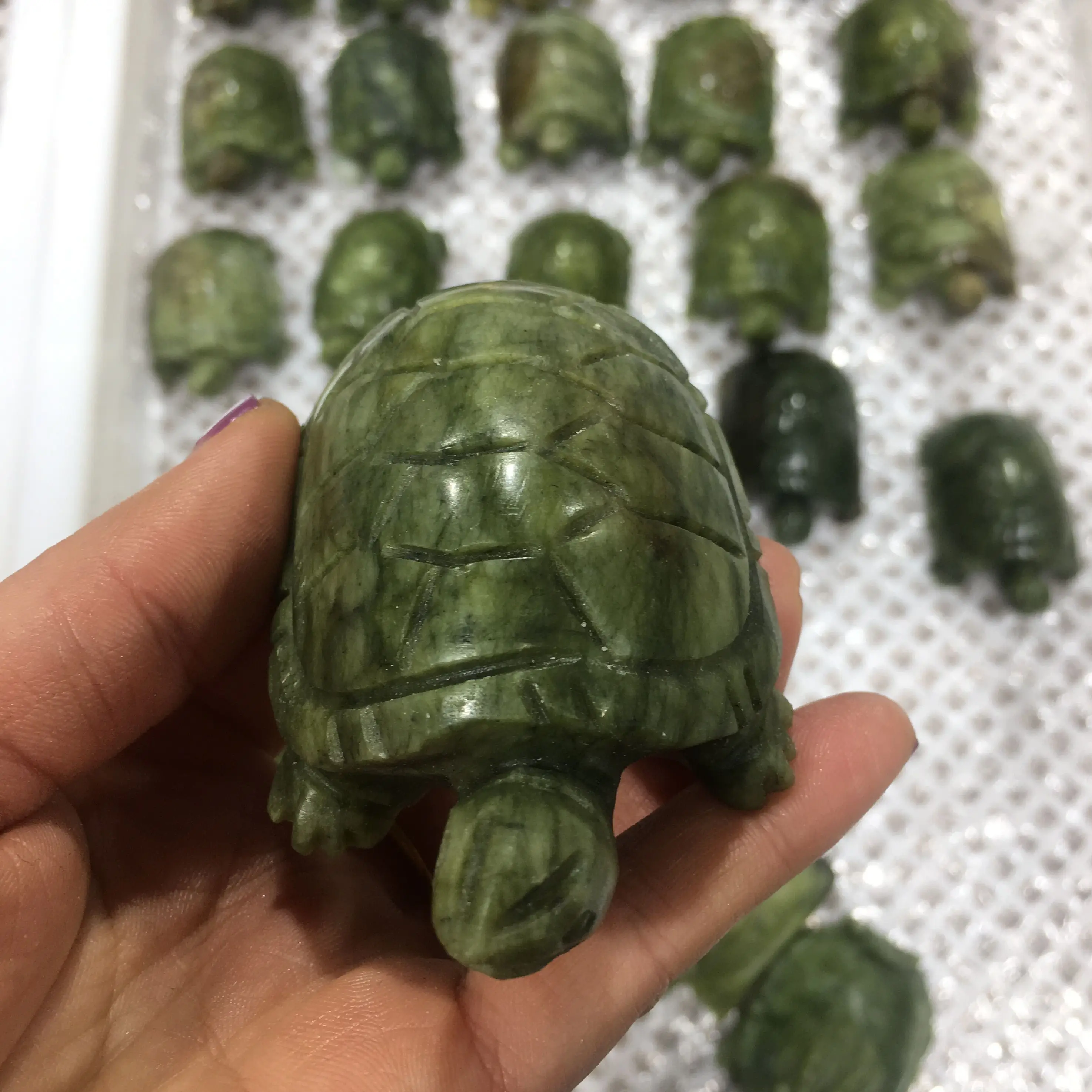 

Lovely Natural Handmade Carved Xiuyu Jade Tortoise, Polished Green Jade Crystal, Turtle Gifts, Natural Quartz Crystals, 1Pc