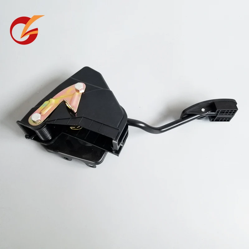 use for toyota hiace 1992-2004 model accelerator pedal driver in the left side type 78202-95J02