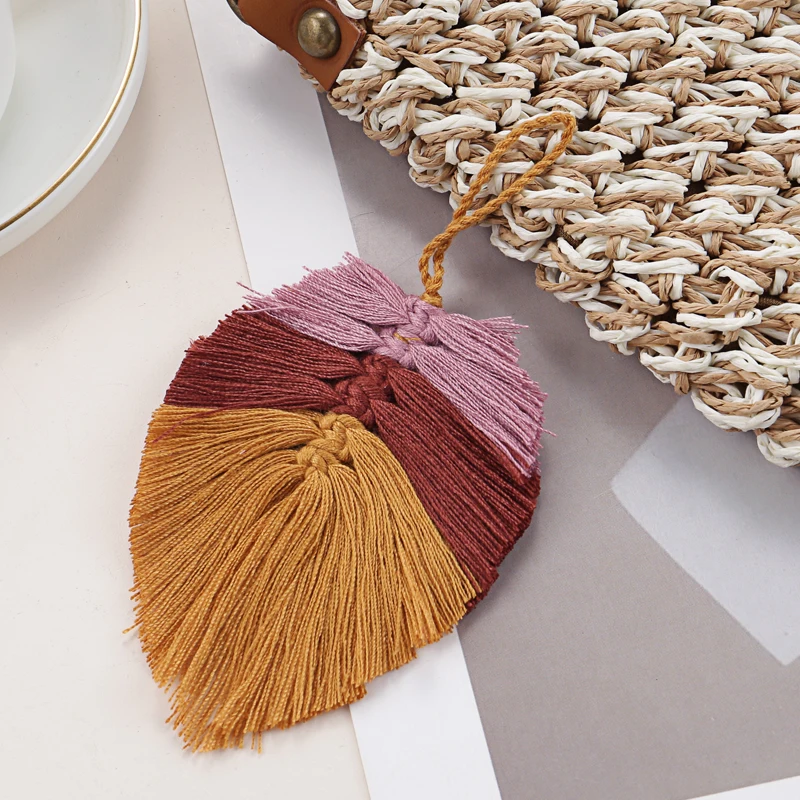 Bohemian Handmade Colorful Leaf Shaped Tassel Keychain For Women Handbag Strawbag Accessorie Key Ring Sunmmer Gifts Trinket