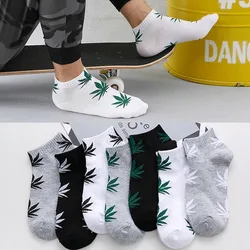 Fashion 1Pair Comfortable High Quality Cotton Socks Leaf Maple Leaf Casual Long Weed Crew Sock Autumn Winter