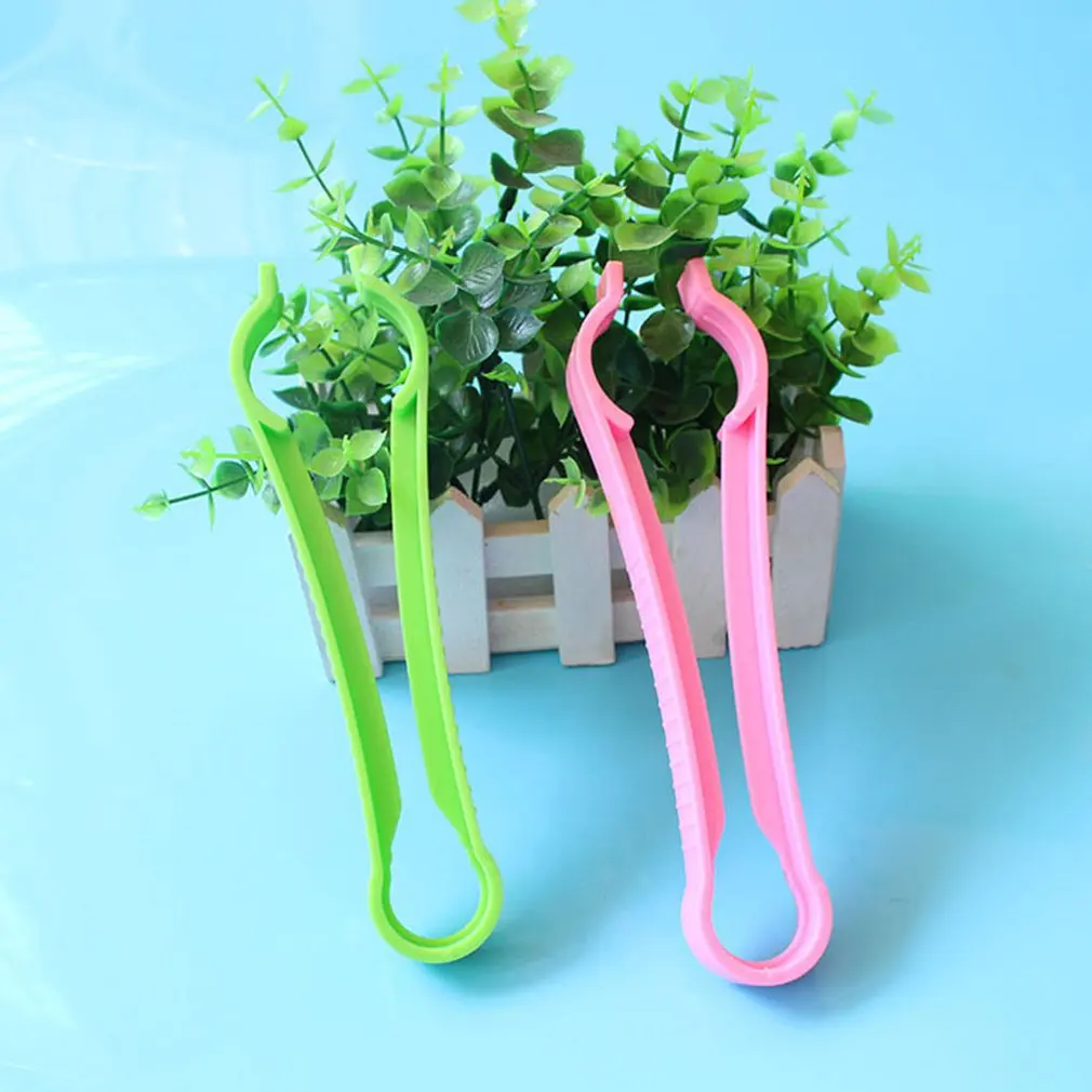 Multifunction Baby Bottle Tongs Skidproof Infant Baby PP Bottle Clip Baby Bottle Clip Feeding Milk Bottle Clamp
