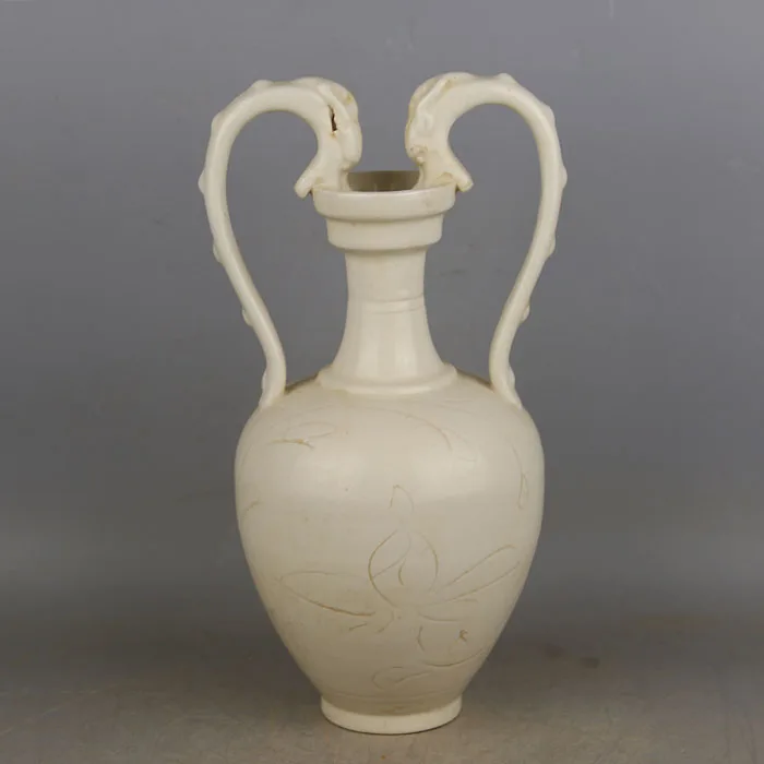 

Song Dynasty Ding Kiln Hand-Carved White Glaze Double Dragon Vase For Collection