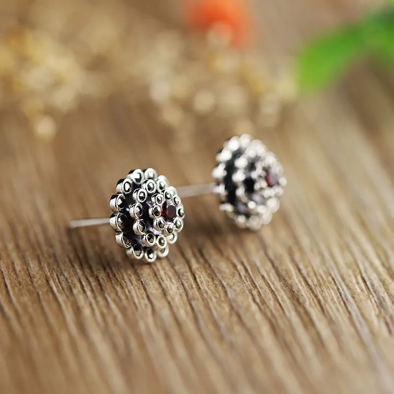 Uglyless 3-layer Marcasite Petals Flowers Studs Earrings for Women Exotic Floral Earrings 925 Silver Brincos MINI Garnet Earring