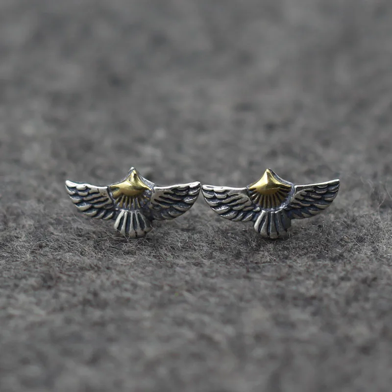 

1Pcs Personality Women Men's Eagle Stud Earrings Punk Style Indian Flying Eagle Earrings Gothic Men Earrings Hip Hop Jewelry