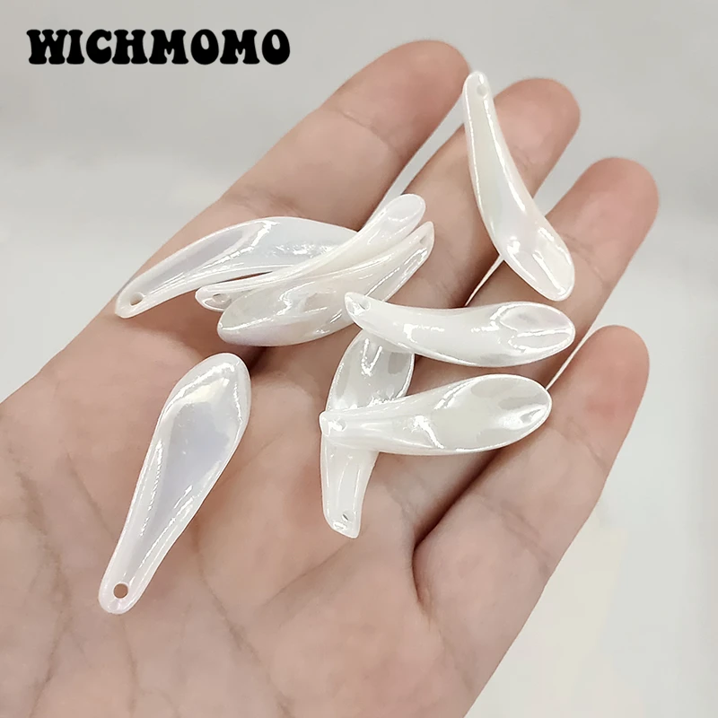 New 10pcs 35*10mm Acetic Acid  Acrylic White Leaves Flowers Charms Pendant for DIY Necklace Earring Jewelry Accessories