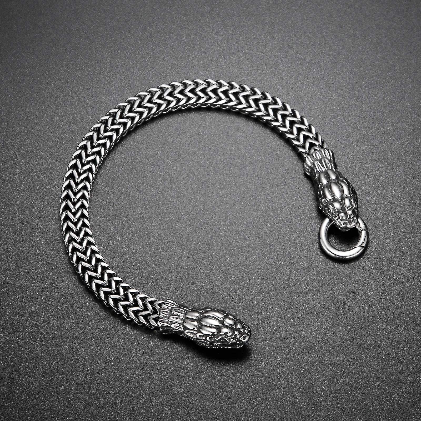 Punk Goth Snake Bracelets for Men Exaggerated Vintage Silver Color Charm Bangle Hip Hop Party Jewelry Mujer Bijoux Gifts