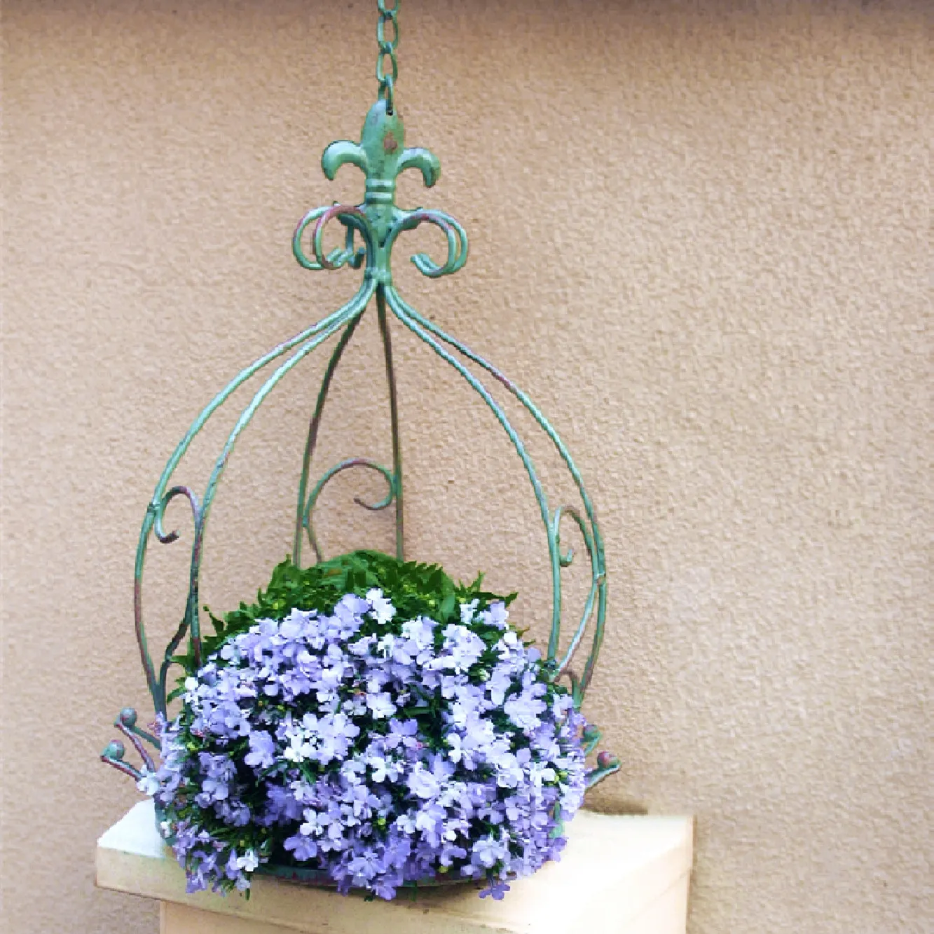 American Country Wrought Iron Crown Hanging Flowerpot Outdoor Courtyard Terrace Furnishings Garden Villa Park Decoration Crafts