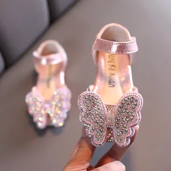 2023 ragazze strass appartamenti sandali estate bambini scarpe in pelle bambini farfalla Glitter morbido matrimonio sandali per bambini