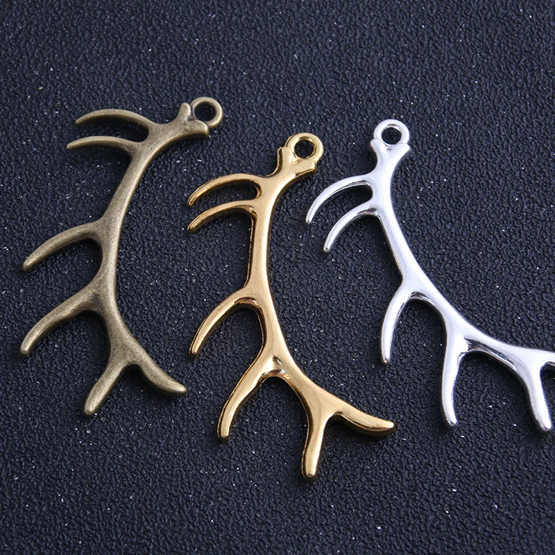 2 pcs/lot 33*67mm Christmas Lucky Deer Antler charm Three Color Tone Vintage Metal Alloy Charms Jewelry Pendant Charms DIY