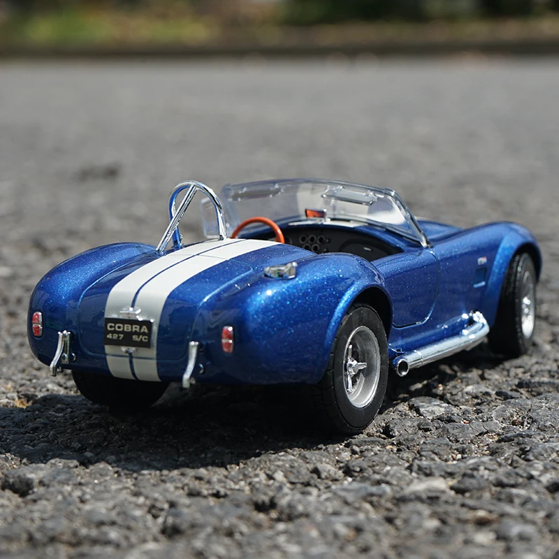 WELLY 1:24 Ford Mustang Shelby Cobra 427 S/C 1965 Alloy Car Model Diecasts & Toy Vehicles Collect Car Toy Boy Birthday gifts