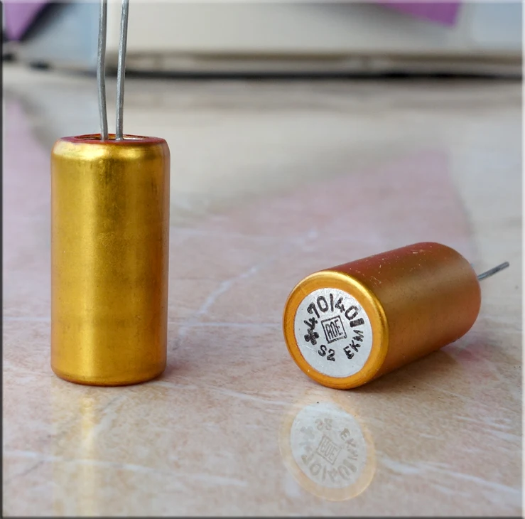 1pcs  German Gold ROE EKM 40V 470UF 25V 2200UFCollection Grade Gold Bullet Audio Capacitor