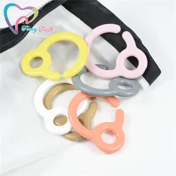 5PCS Schnuller Haken Kunststoff Zahnen Kunststoff Zahnen Ring Links Baby Kinderwagen Spielzeug DIY Dummy Clips Baby Beißring Spielzeug 6 farben