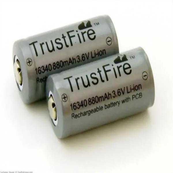 

Wholesale TrustFire Protected 16340 CR123A 880mah 3.6V Li-ion Battery Rechargeable Lithium Batteries Cell with PCB