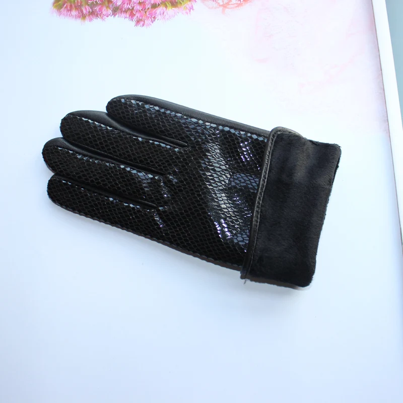 New Women Fashion Keep Warm In Autumn And Winter Black Half Serpentine High Quality Sheepskin Genuine Leather Gloves