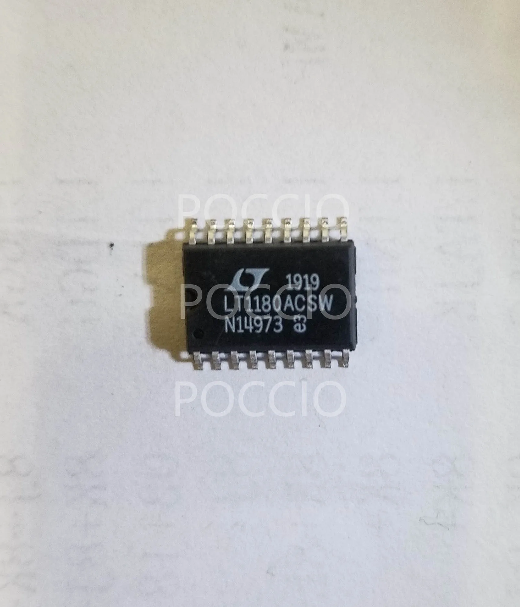 LT1180ACSW LT1180AISW LT1180 - Driver/Receptor duplo de baixa potência 5V RS232 com capacitores de 0,1uF