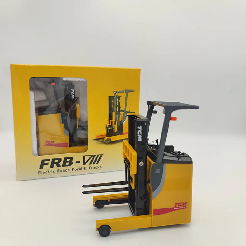 Diecast 1/20 Scale Reach Forklift Engineering Truck Decoration Model Collection Souvenir Ornaments Display Vehicle Toys Gift