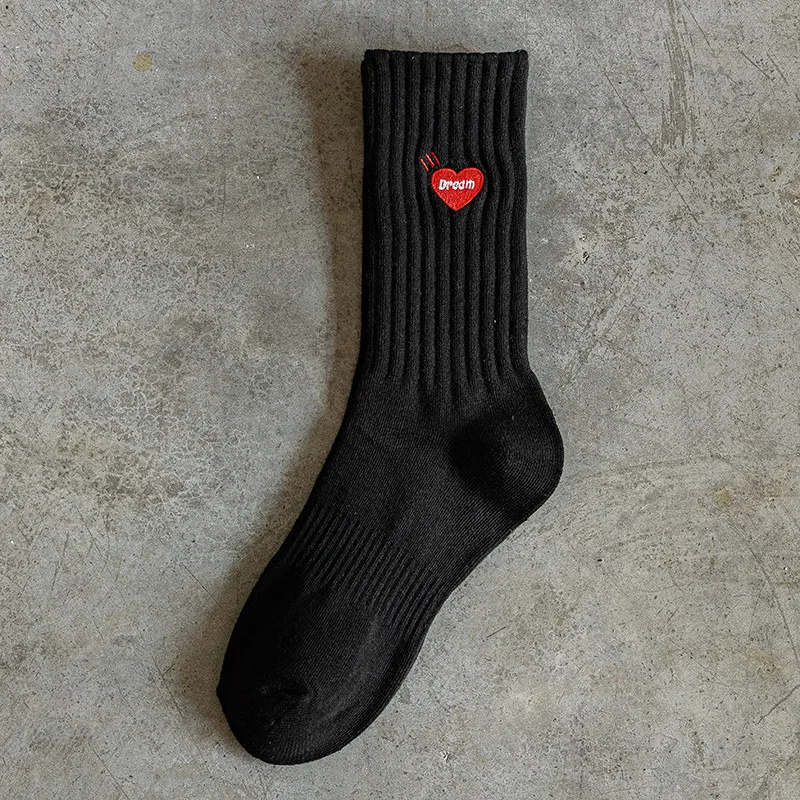 2022 Love Heart Men Wommen Fashion Korea Style T-shirt Cupid Human Red Made Skateboard Cotton Crew Street Fashion Socks