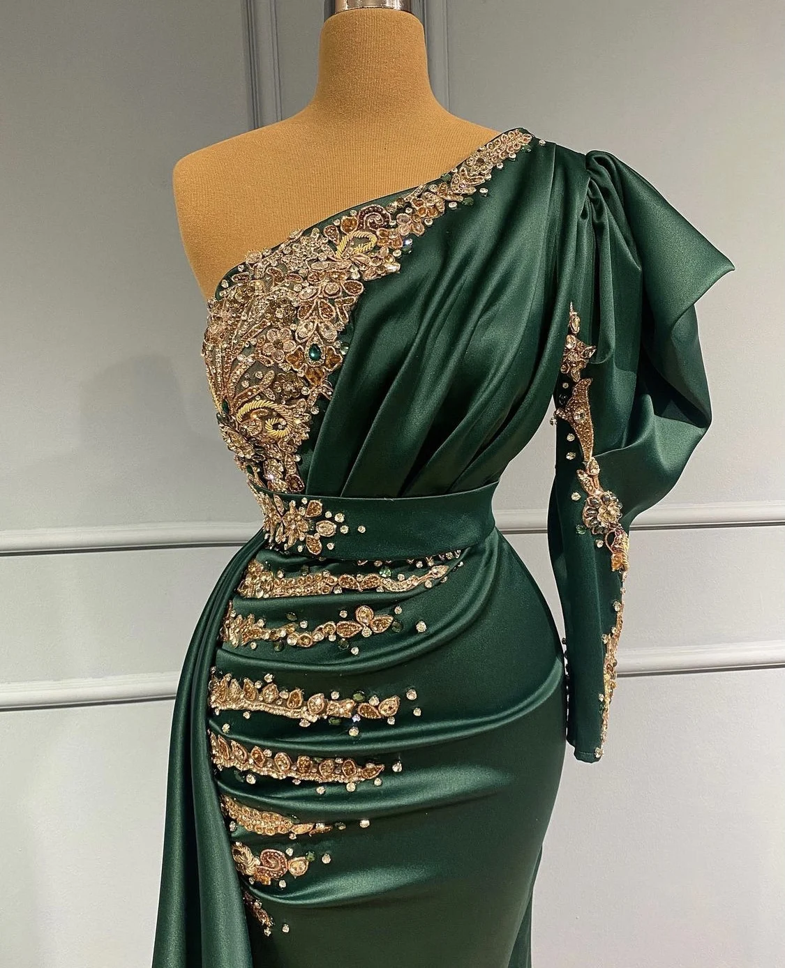 Green New Custom One-shoulder Luxury Handmade Beading With Pleated  Women Wrap Dresses Sexy Satin Evening Dresses