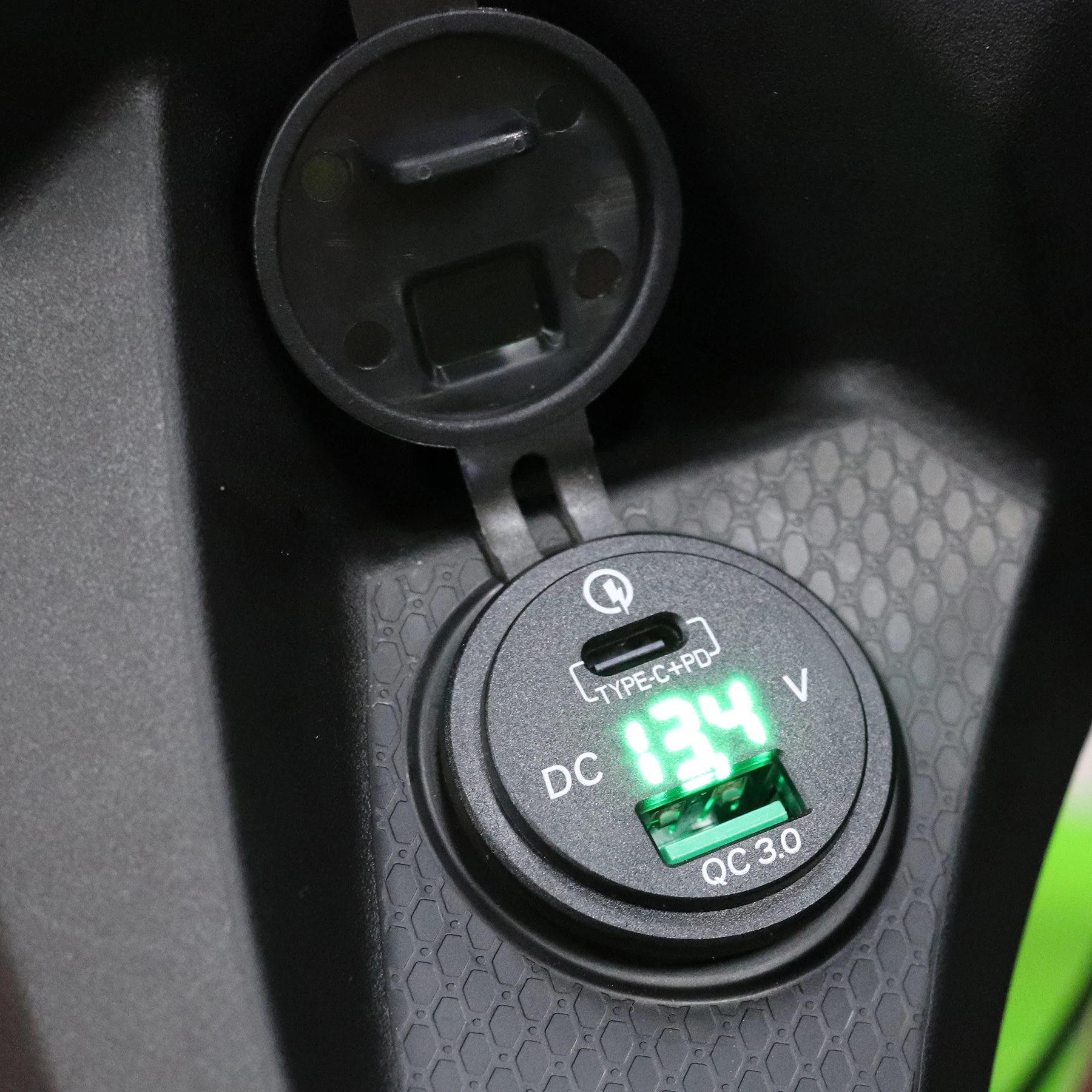 Motorcycle Camera Cellphone Type C Single Dual USB Fast Charger with Relay For Kawasaki Versys 650 Ninja400 Ninja650 NINJA 400
