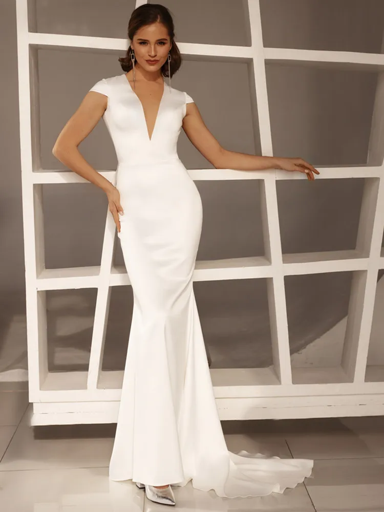 Einfache Strand Mermaid Brautkleider Tiefem V-ausschnitt Sexy Backless Fleck Ärmellose Sweep Zug Braut Kleid Nach Maß Stil Elegante