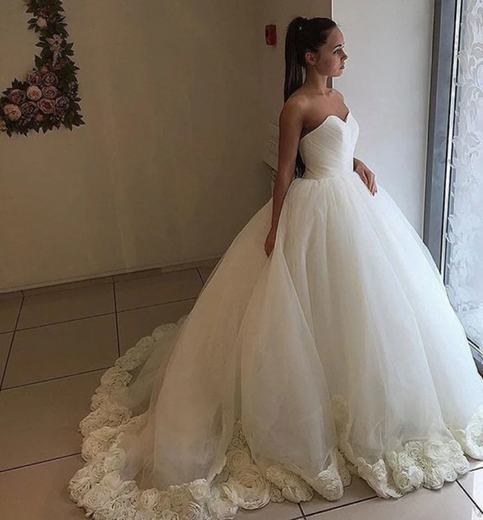 الحبيب حجم كبير الكرة ثوب الزفاف 2025 تول ثلاثية الأبعاد الزهور الدانتيل يصل زي العرائس Vestidos de novia