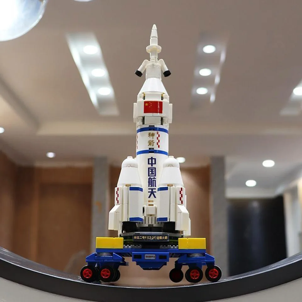 SEMBO Block City Space Rocket Aerospace Spaceship Building Blocks Space Station Bricks Astronaut Toys Kid Xmas Gift