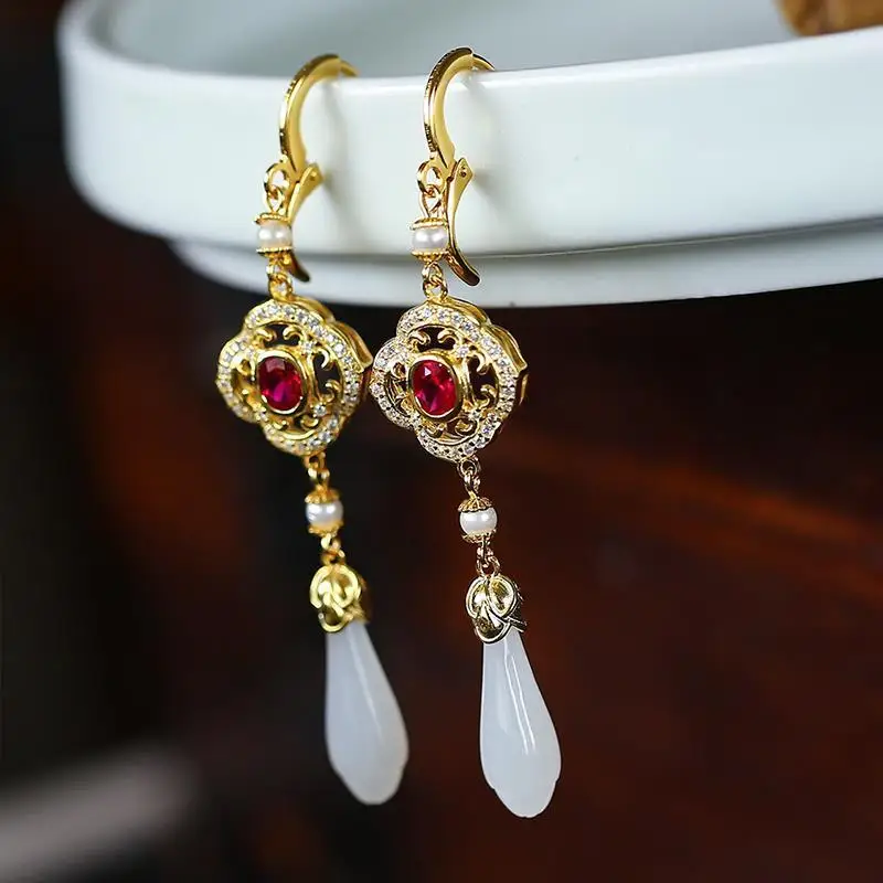 Natural Hetian White Magnolia Flower Hollow Diamond Earrings Chinese Retro Luxury Aristocratic Charm Women\'s Silver Jewelry
