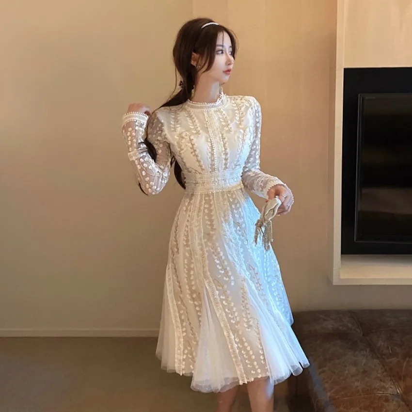 High Quality Fashion Flower Embroidery Dress Luxury Autumn Winter Women Mesh Lace Floral Long Sleeve Slim Ball Gown Party Dress