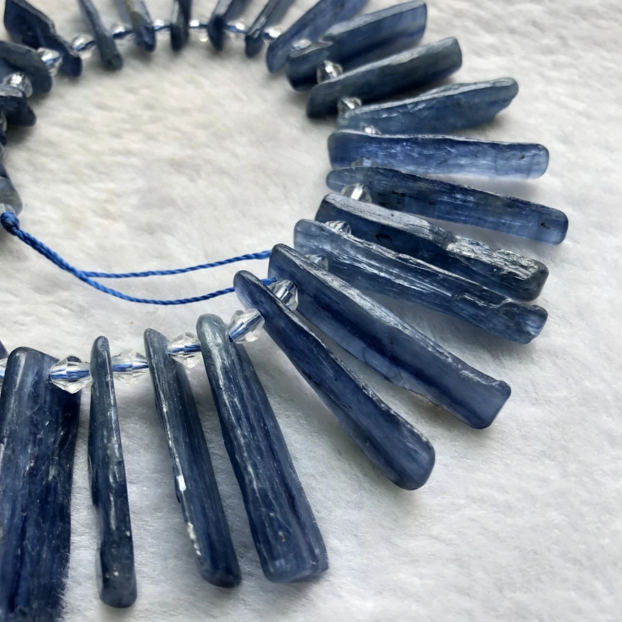 

Wholesale 1string of 15.5" 100% Natural Blue Kyanite Beads,15-40mm Long Chips Raw Nugget Beads for jewelry diy