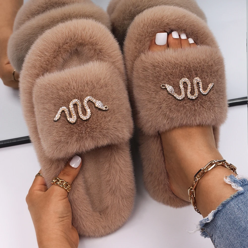 Fluffy Flip Flops Women Indoor Slippers Rhinestone Snake Decor Faux Fur Slides Platform Sandals Fashion Slippers Female Shoes