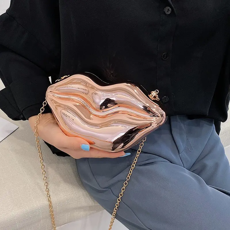 Women Gold Lips Clutch Bag High Quality Ladies Acrylic Chain Shoulder Bag Bolsa Evening Bag Lips Shape Purse