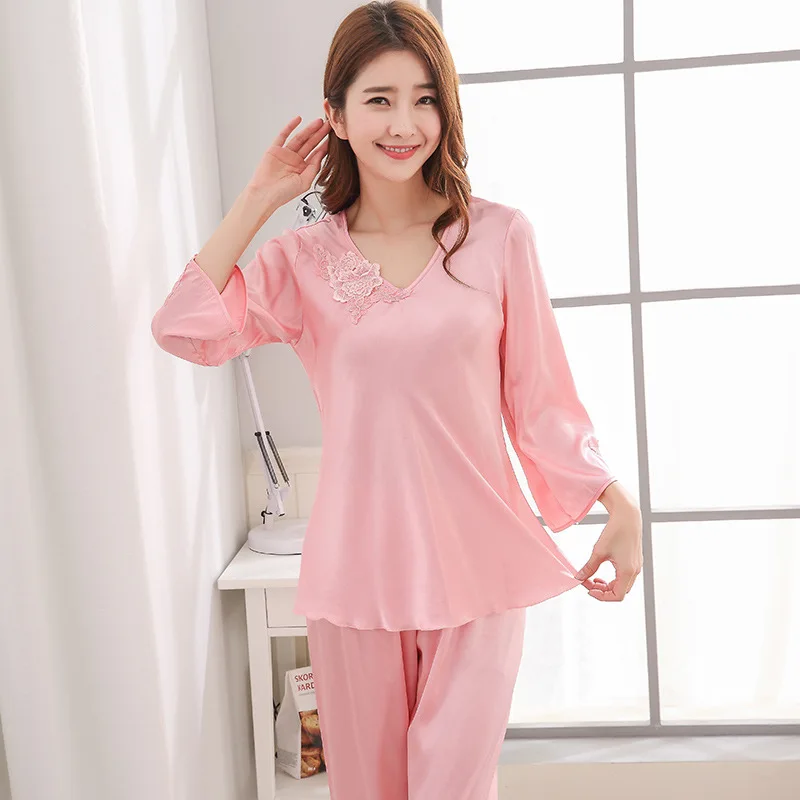 

New Style Ladies Chinese Style Silk Pajamas With Long Sleeves Embroidered Simple Imitation Silk Home Clothes Lounge Sleepwear