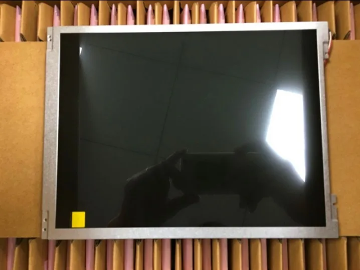 Original 10.4 Inch BA104S01-100 BA104S01-200 LCD industrial screen one year warranty