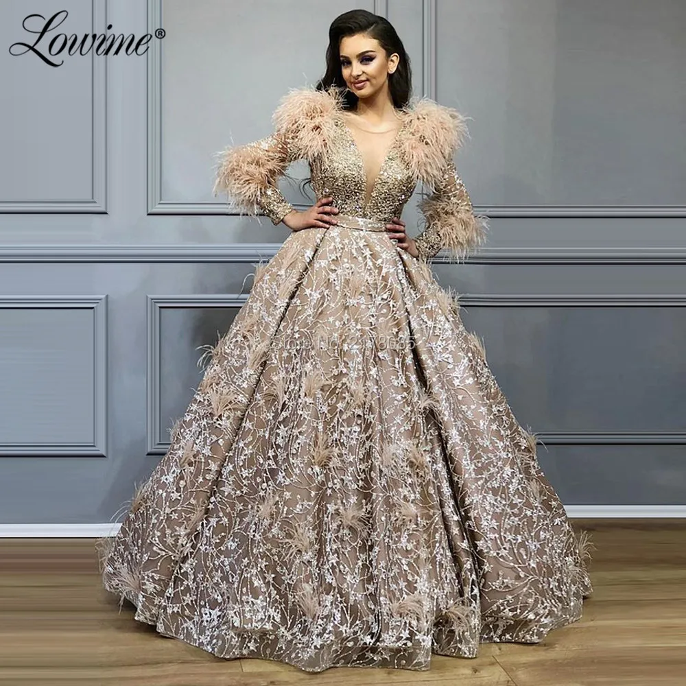 Feather Muslim Formal Kaftans Middle East Arabic Evening Gowns Long Sleeves Glitter Prom Dresses Crystals Celebrity Party Dress