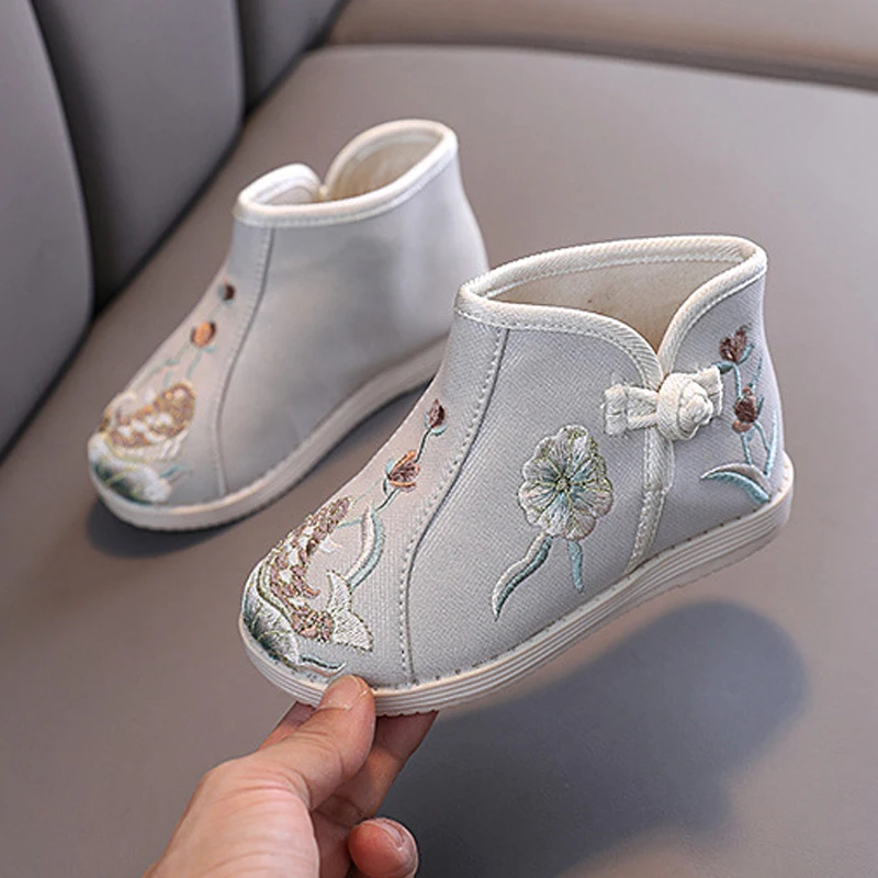 Girls Traditional Boots 2021 Autumn New Little Princess Single Boots Chinese Style Embroidery Flower Children Cloth Short Boots