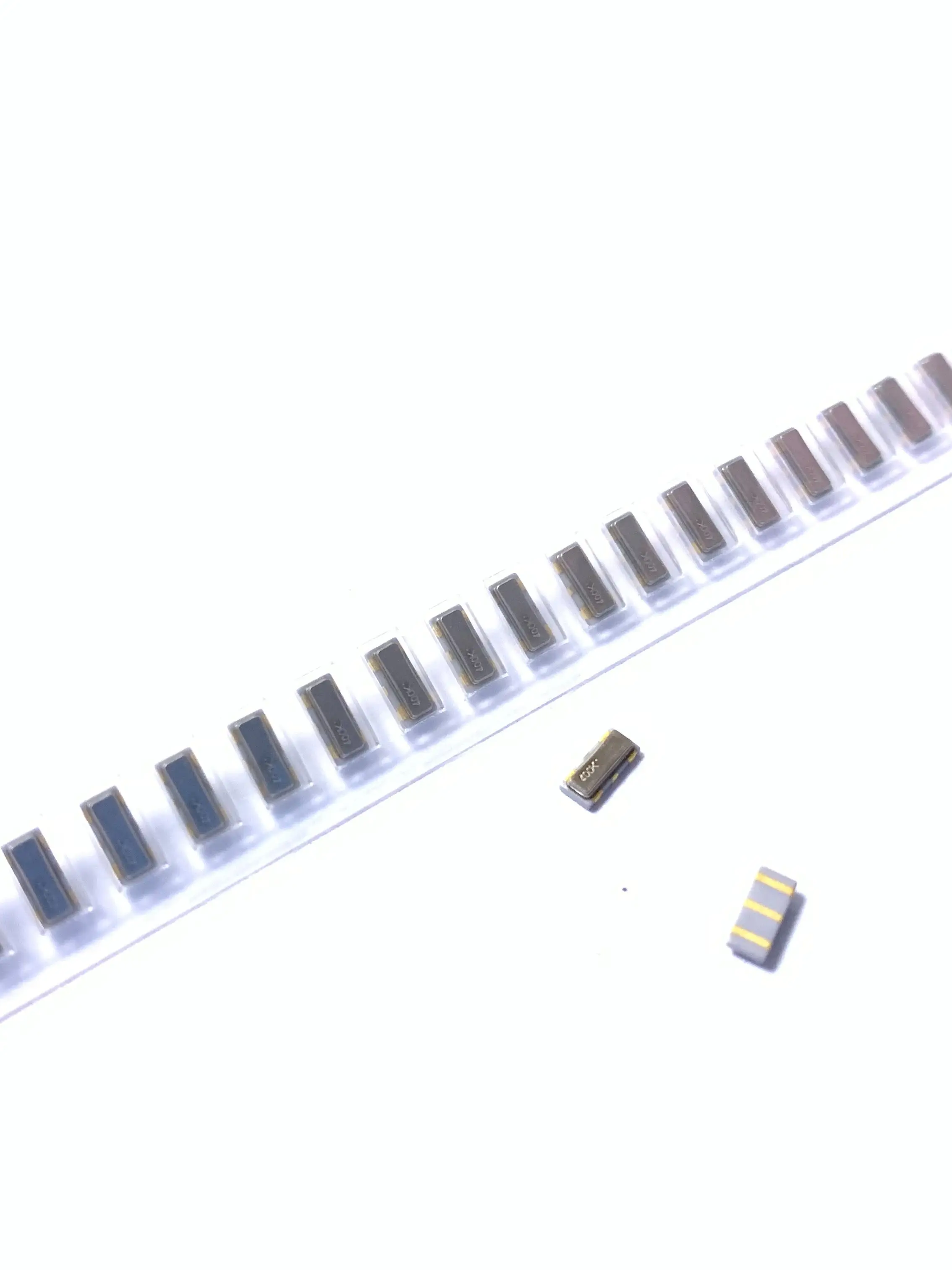 20 Pçs/lote/CSTCE 3213 10M CSTCE10M 3.2*1.3mm 3.20mm x 1.30mm CSTCE10M0G52-R0