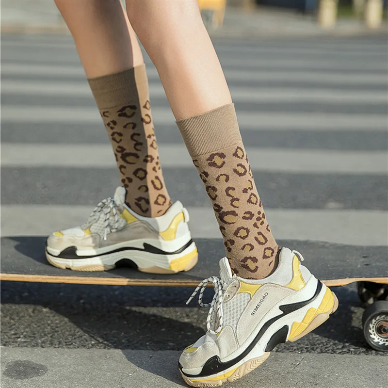 New Women Socks Fashion Long Cotton Leopard Color New Fashion Spring Socks Woman Printed Novelty Fashion Lady Cotton Socks Girl