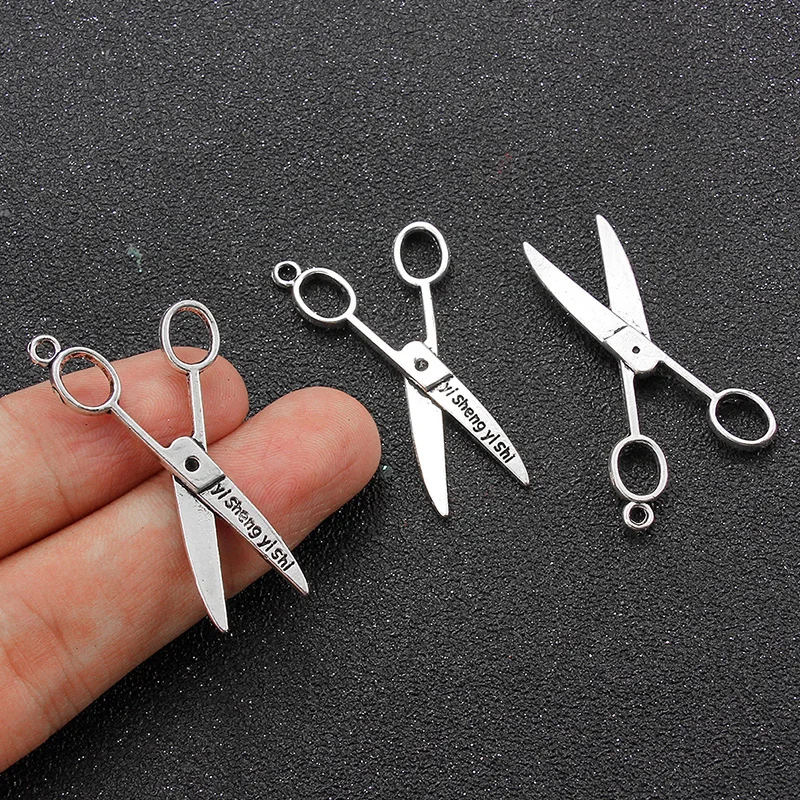 20pcs 23x8mm Charms Sewing Scissors Antique Pendant For DIY Handmade Fashion Jewelry Finding Bracelet Charm Beads