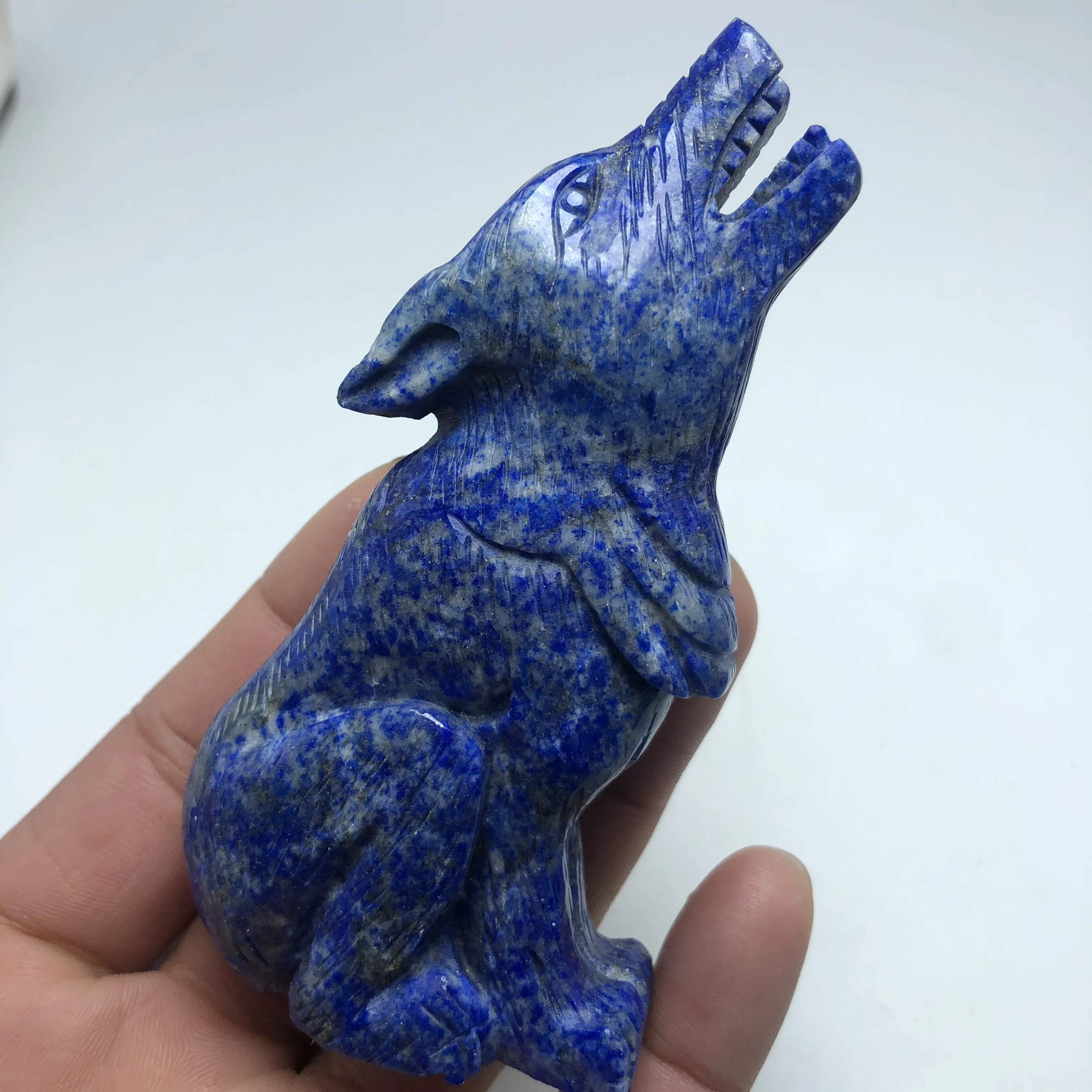 Natural Lapis Lazuli Stone Wolf Quartz Crystal Wolf Specimen Carving Figurine for home decoration