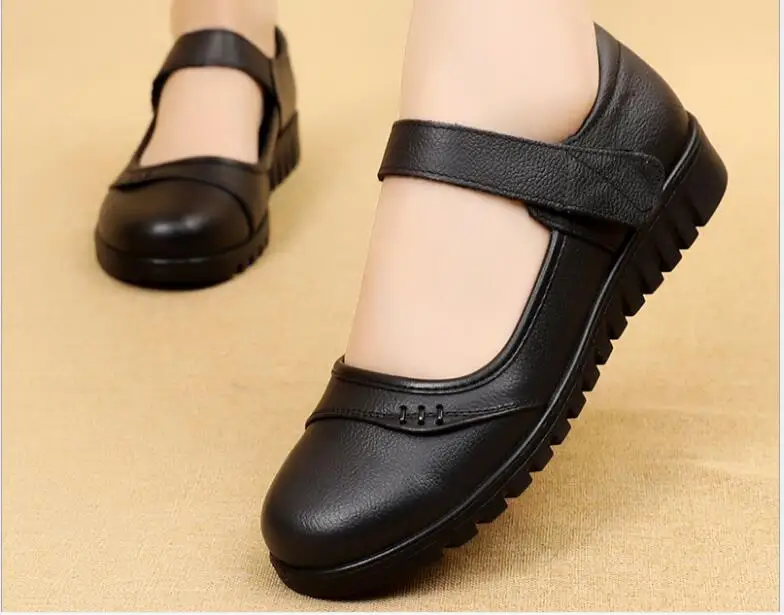 New Flat Shoes Women Slip On Shoes For Women Genuine Leather Loafers Women Flats Ladies Shoes lace up Soft bottom non-slip