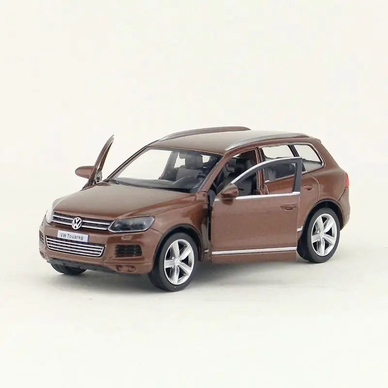 Best selling 1:36 Touareg SUV alloy model,simulation metal pull back toy model,children\'s birthday gift,free shipping