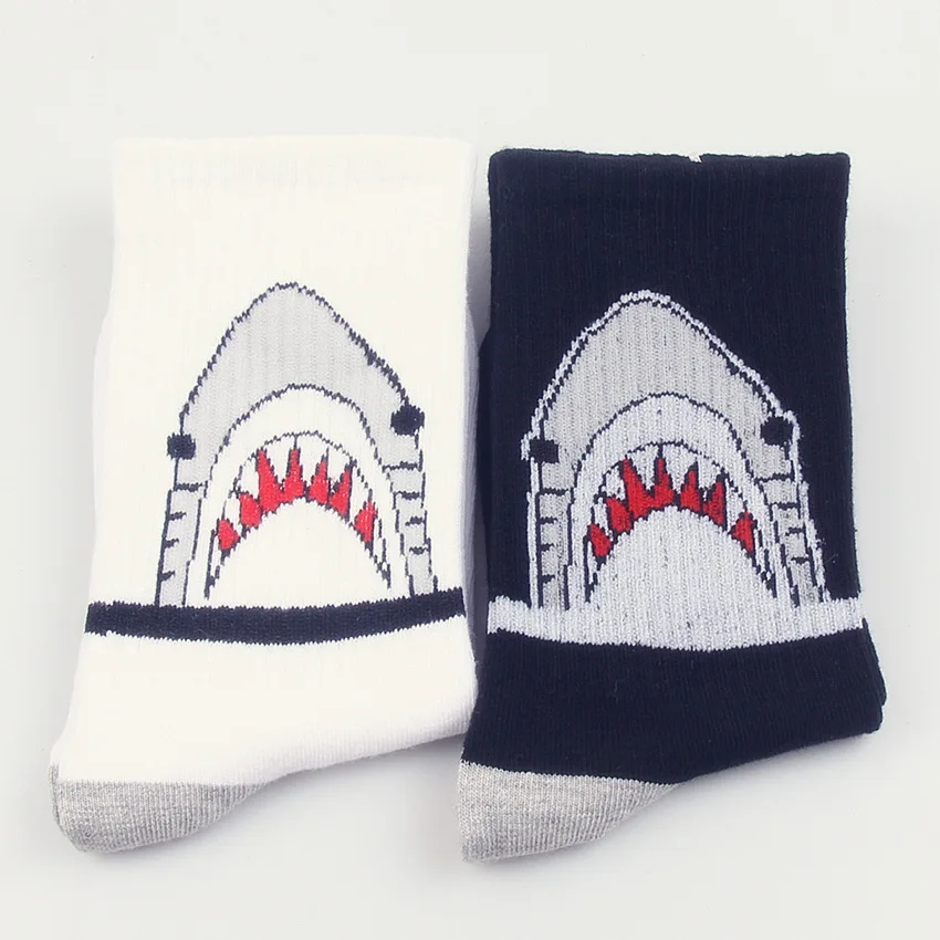 unisex Calcetines Tide brand Harajuku cartoon shark socks Long tube cotton skateboard socks in the street Men women cotton socks