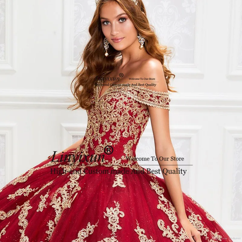 Red Ball Gown Quinceanera Dresses With Gold Appliqued Sequins Lace Up Sweet 16 Dress Long Off The Shoulder vestidos de 15 años