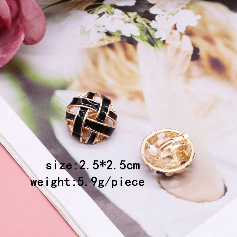 Personality Alloy Clip Earring Pendiente Creative Party Rhinestone Knotted Glaze For Women Pretty Girl