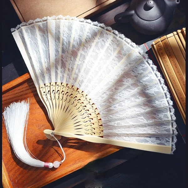 Folding Fan Lace Ventilatore Japanese Style Bamboo Hand Fan Classical Retro Abanicos Para Boda Portable Women Dancing Props