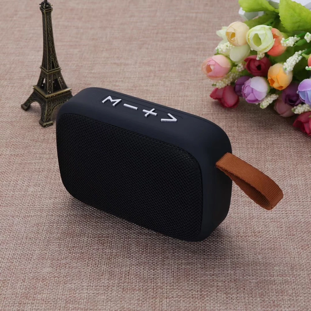 Outdoor Handheld Cycling Portable Bluetooth-compatible Speaker Stereo