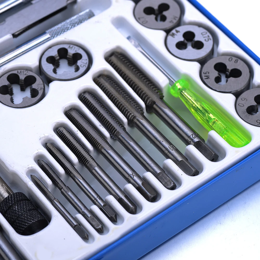 40Pcs Tap and Die Set Metric Wrench Cut M3-M12 Tap and Die Kit Metric Hand Threading Tool Set Engineer Kit with Metal Case