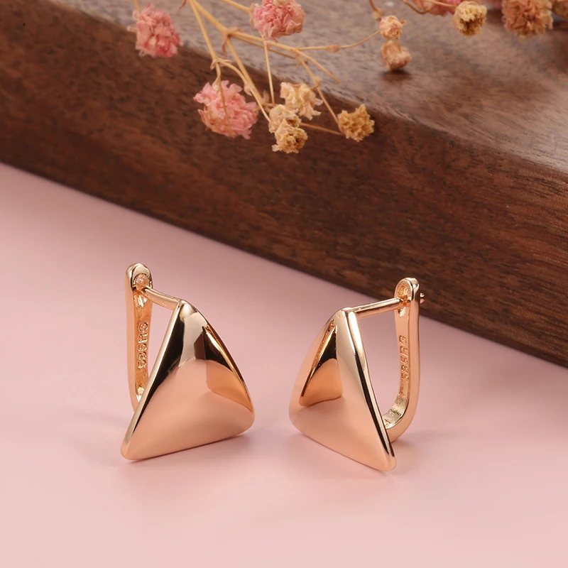 Nuovi gioielli di tendenza orecchini minimalisti in oro rosa 585 orecchini a triangolo quadrato Color oro per gioielli di moda Vintage da donna