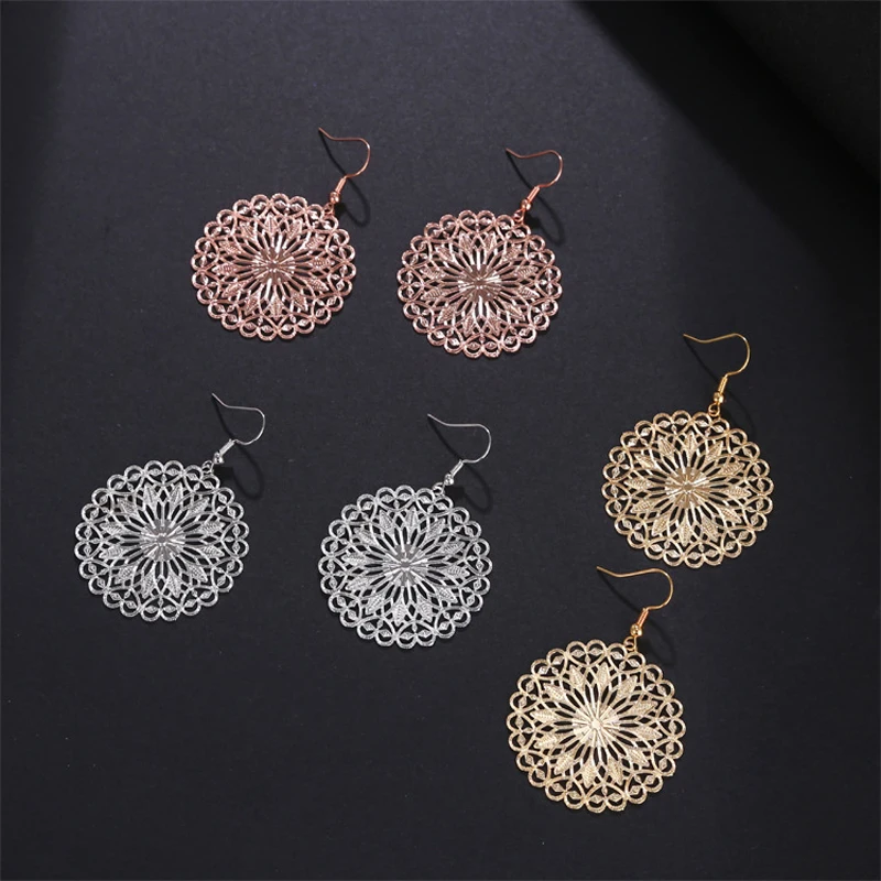 Fashion Jewelry Women's Daily Life Gift Round Carved Metal Plate Hollowed Out Gold-plated Rose Gold Court Retro Style Earrings